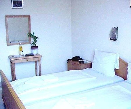 Krisztina Hotel Budapest Ruang foto