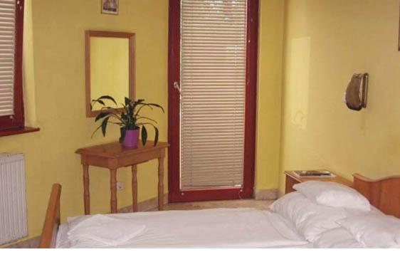 Krisztina Hotel Budapest Ruang foto